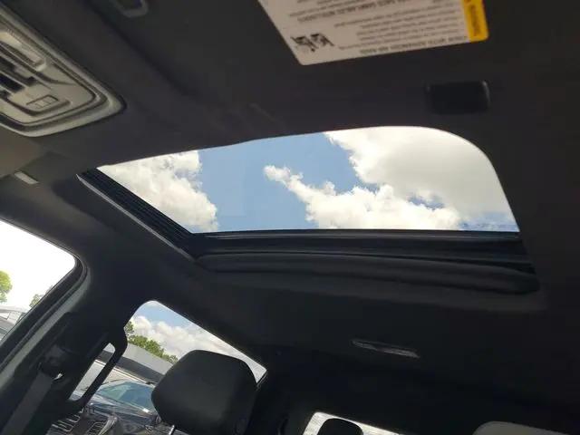 2024 GMC Sierra 3500HD 4WD Crew Cab Standard Bed AT4