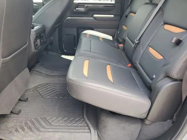 2024 GMC Sierra 3500HD 4WD Crew Cab Standard Bed AT4