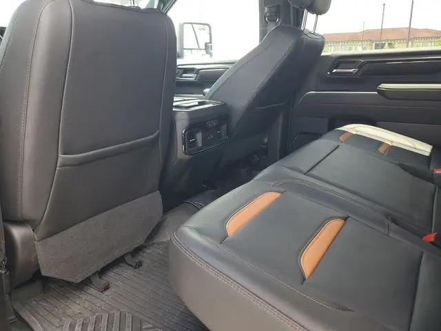 2024 GMC Sierra 3500HD 4WD Crew Cab Standard Bed AT4