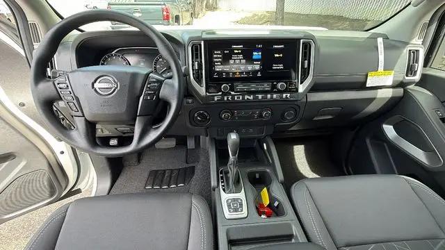 2026 Nissan Frontier Crew Cab SV 4x4