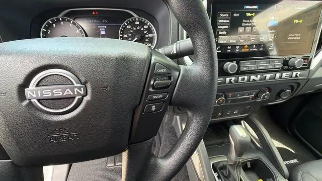 2026 Nissan Frontier Crew Cab SV 4x4