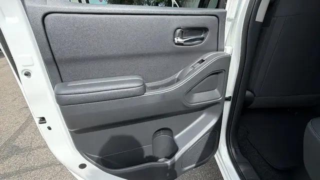 2026 Nissan Frontier Crew Cab SV 4x4