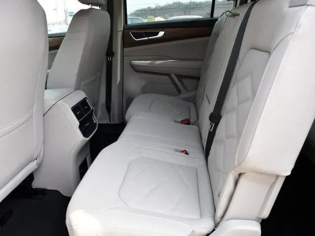 2026 Volkswagen Atlas SE