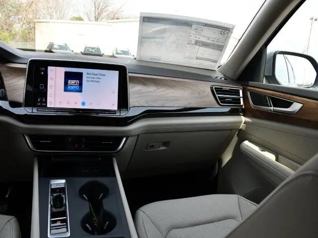 2026 Volkswagen Atlas SE