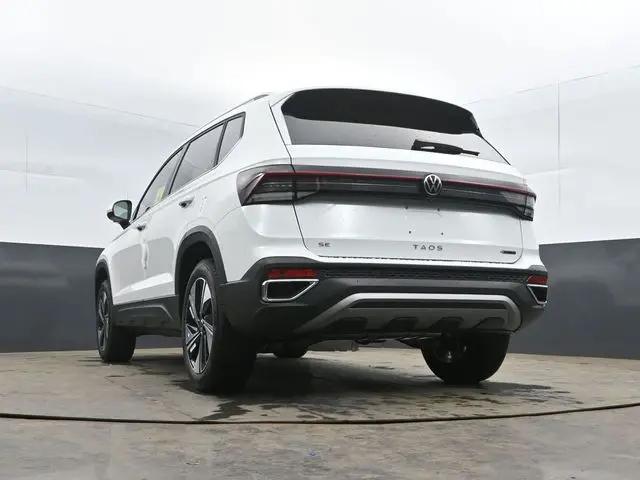 2026 Volkswagen Taos SE