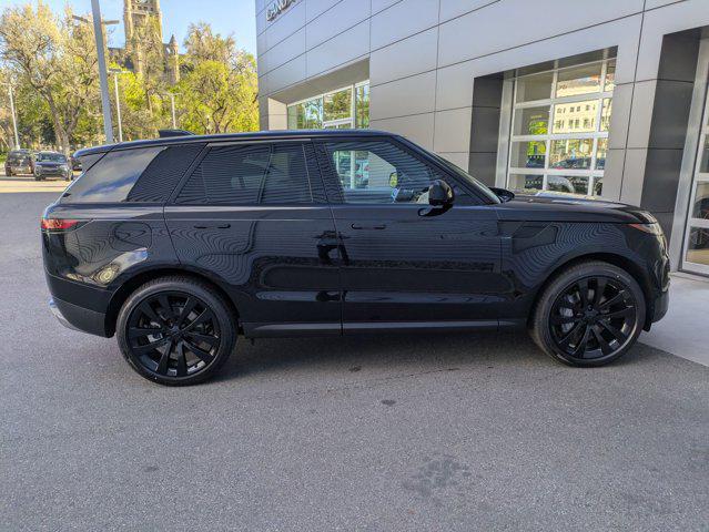 2026 Land Rover Range Rover Sport P360 SE