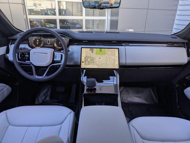 2026 Land Rover Range Rover Sport P360 SE