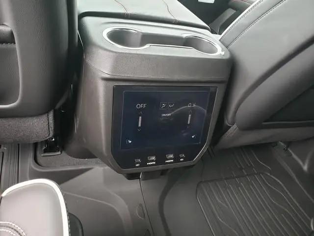 2026 GMC Yukon 4WD AT4 Ultimate