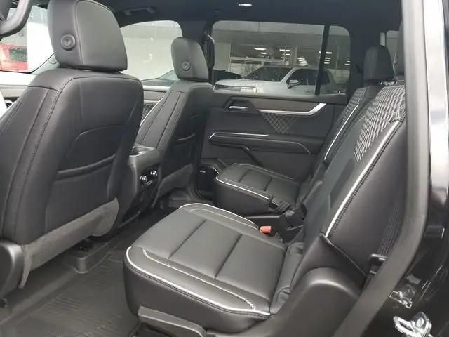 2026 GMC Acadia Denali AWD