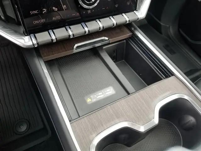 2026 GMC Acadia Denali AWD