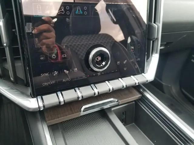 2026 GMC Acadia Denali AWD