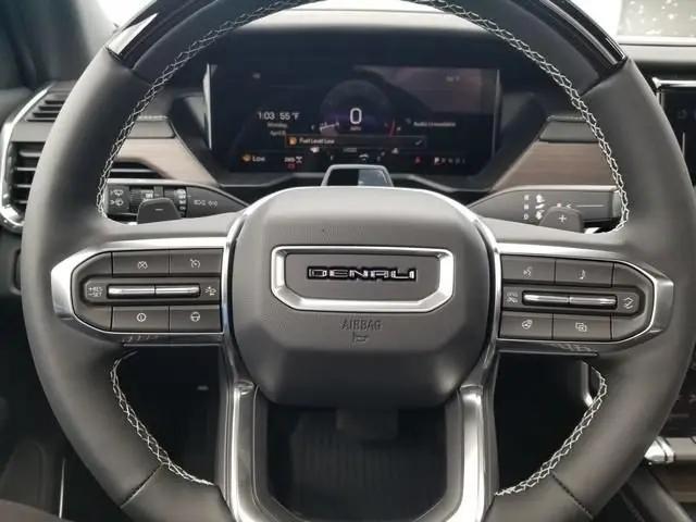 2026 GMC Acadia Denali AWD