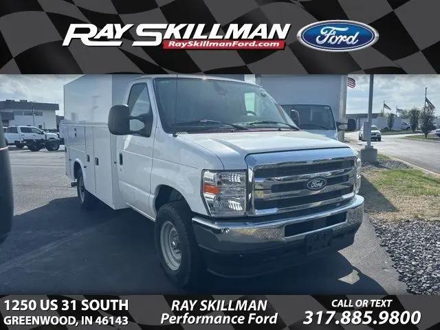 2026 Ford E-350 Cutaway E-Series Cutaway for sale in Greenwood, IN