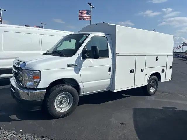 2026 Ford E-350 Cutaway E-Series Cutaway