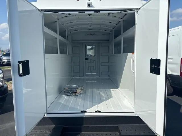 2026 Ford E-350 Cutaway E-Series Cutaway
