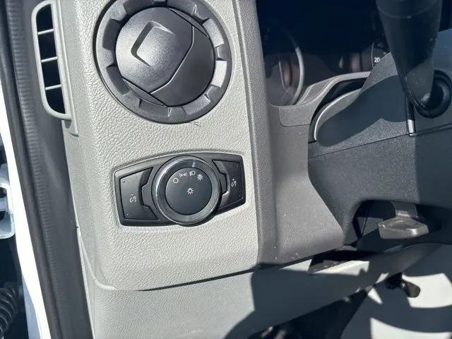 2026 Ford E-350 Cutaway E-Series Cutaway