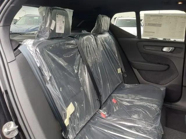 2026 Volvo EX40 Black Edition Ultra, Twin Motor, Fully electric