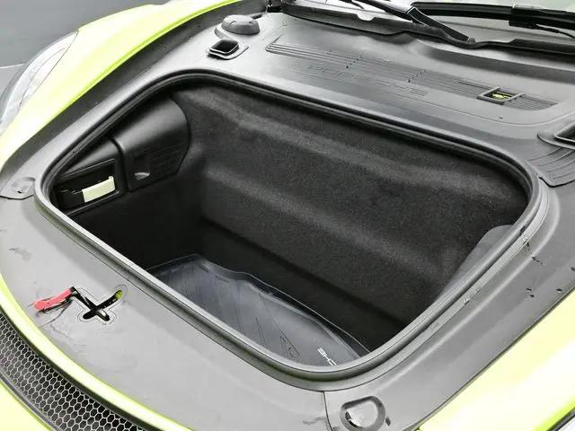 2023 Porsche 718 Cayman GT4 RS