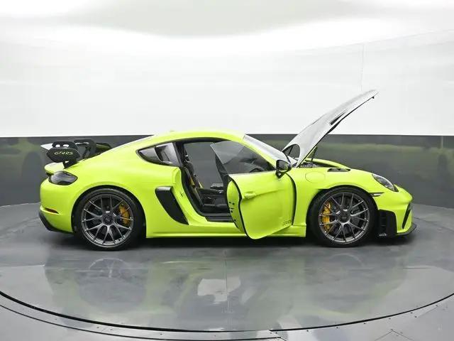 2023 Porsche 718 Cayman GT4 RS