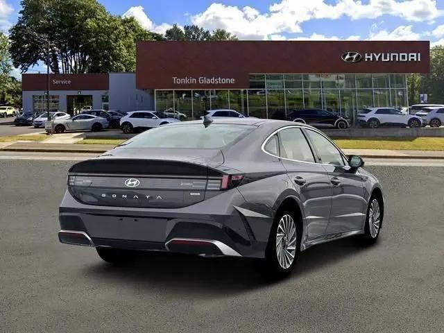2026 Hyundai Sonata Hybrid Limited