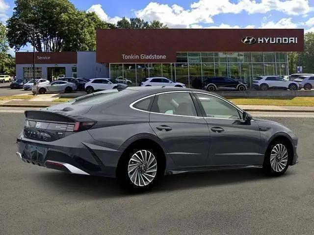 2026 Hyundai Sonata Hybrid Limited