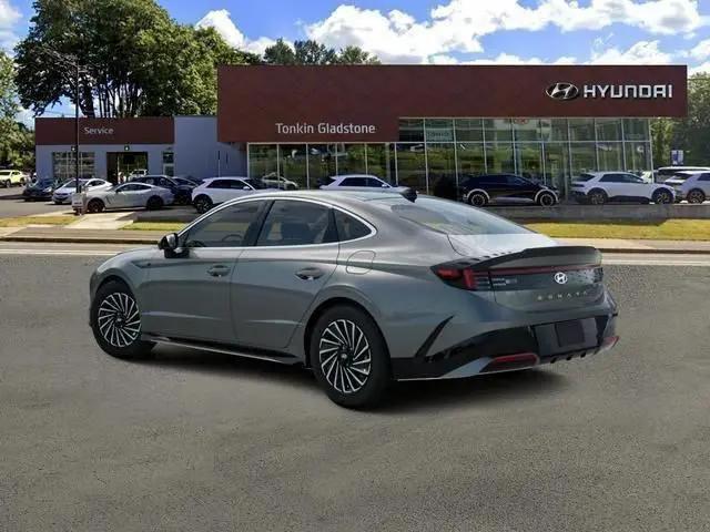 2026 Hyundai Sonata Hybrid Limited