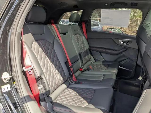 2026 Audi SQ7 Prestige TFSI quattro tiptronic