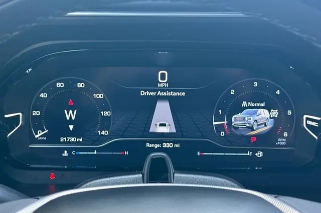 2024 GMC Yukon XL 4WD Denali