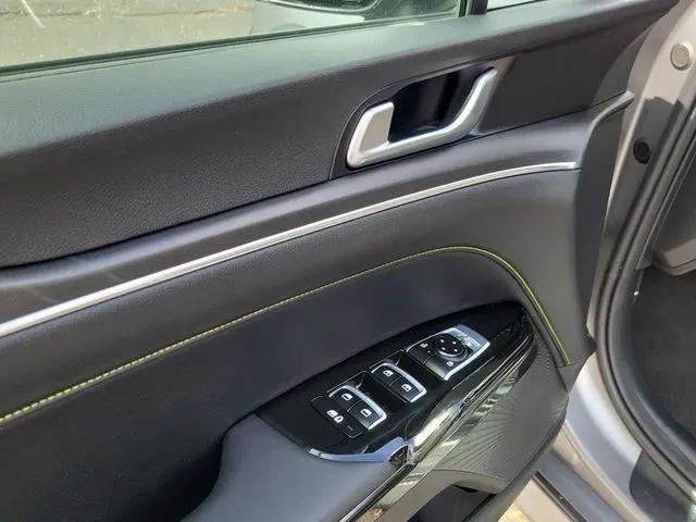 2025 Kia K5 GT