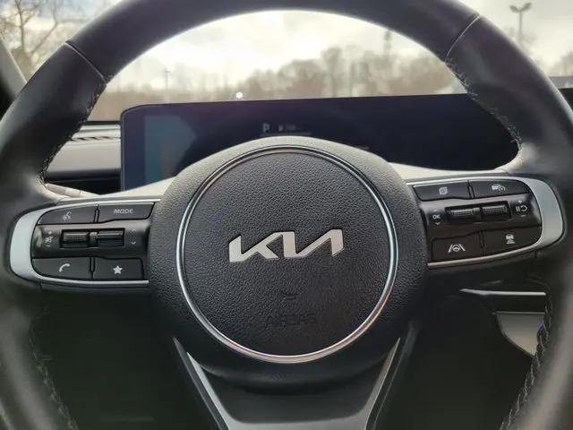 2025 Kia K5 GT
