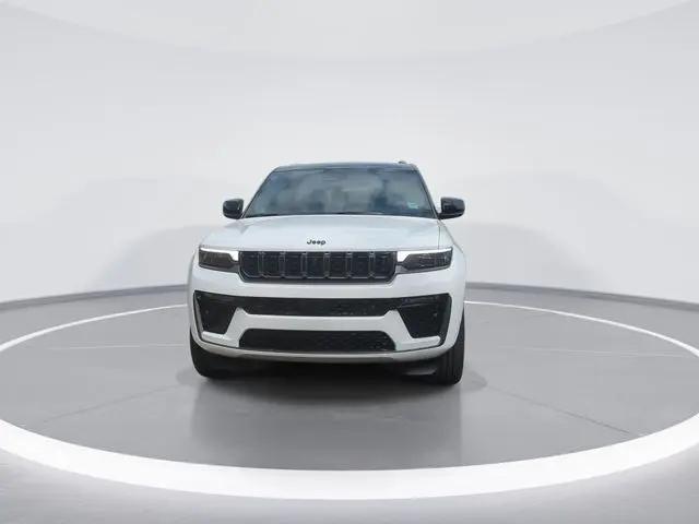2026 Jeep Grand Cherokee Summit 4x4