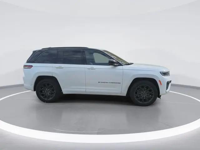 2026 Jeep Grand Cherokee Summit 4x4