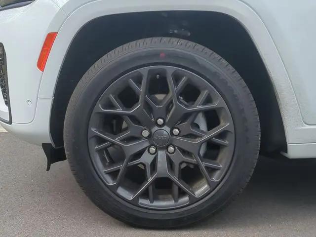 2026 Jeep Grand Cherokee Summit 4x4