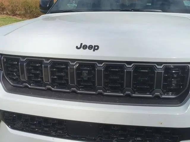 2026 Jeep Grand Cherokee Summit 4x4