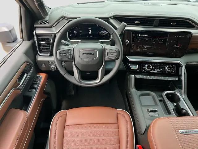 2026 GMC Sierra 2500HD Crew Cab, Standard Bed, Denali Ultimate, 4WD