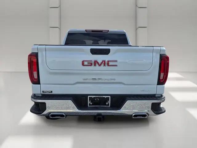 2026 GMC Sierra 1500 Crew Cab, Short Bed, SLT, 4WD