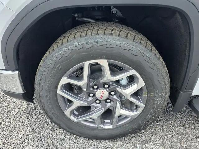 2026 GMC Sierra 1500 Crew Cab, Short Bed, SLT, 4WD
