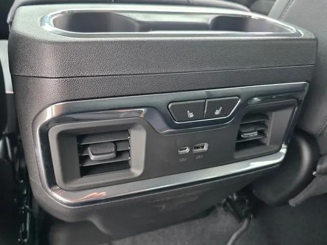 2026 GMC Sierra 1500 Crew Cab, Short Bed, SLT, 4WD