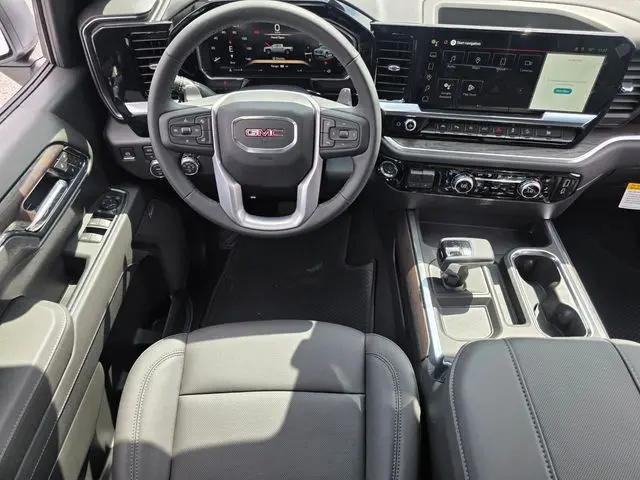 2026 GMC Sierra 1500 Crew Cab, Short Bed, SLT, 4WD