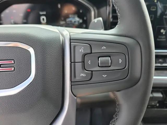 2026 GMC Sierra 1500 Crew Cab, Short Bed, SLT, 4WD