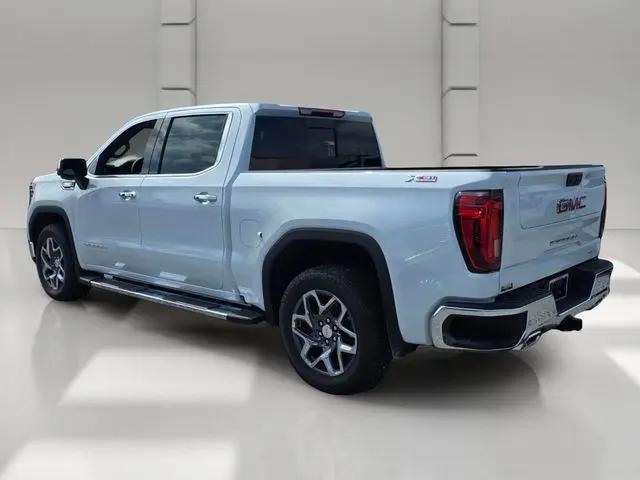 2026 GMC Sierra 1500 Crew Cab, Short Bed, SLT, 4WD