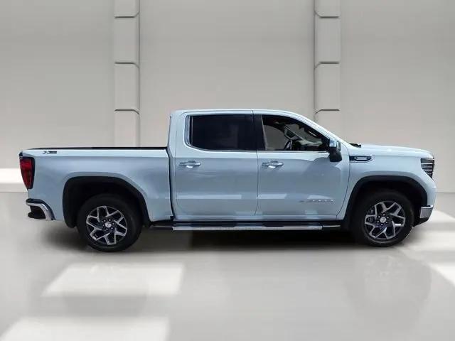 2026 GMC Sierra 1500 Crew Cab, Short Bed, SLT, 4WD