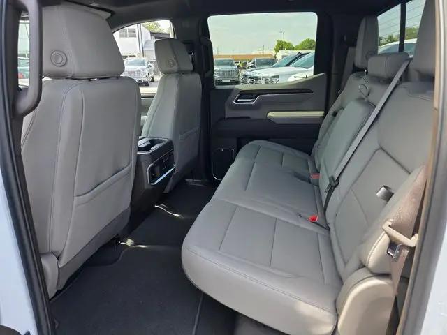 2026 GMC Sierra 1500 Crew Cab, Short Bed, SLT, 4WD