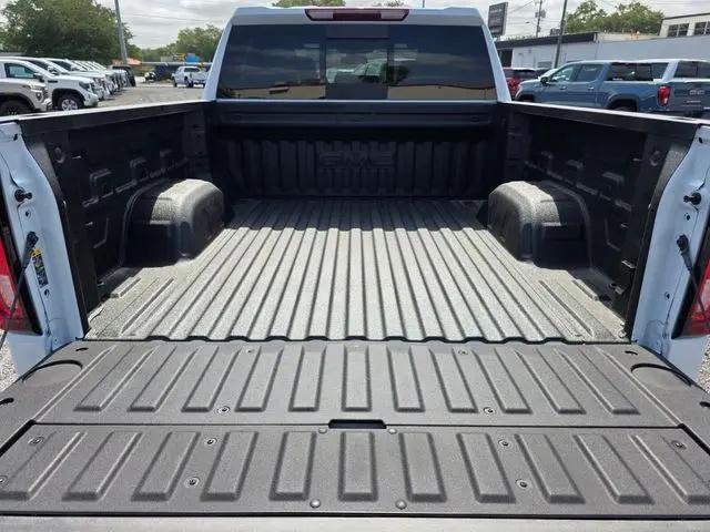 2026 GMC Sierra 1500 Crew Cab, Short Bed, SLT, 4WD