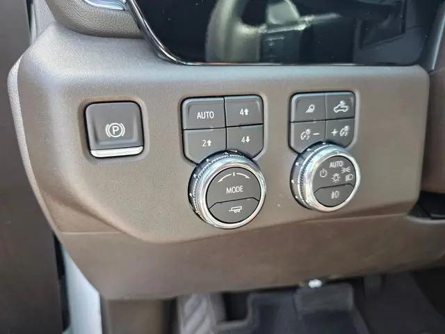 2026 GMC Sierra 1500 Crew Cab, Short Bed, SLT, 4WD