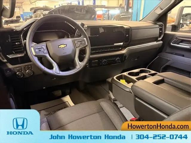 2025 Chevrolet Silverado 3500HD 4WD Crew Cab Standard Bed LT