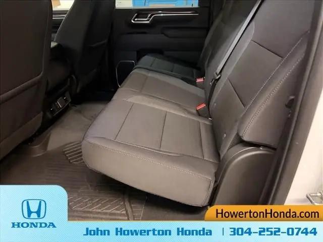 2025 Chevrolet Silverado 3500HD 4WD Crew Cab Standard Bed LT