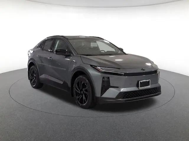 2026 Toyota C-HR SE