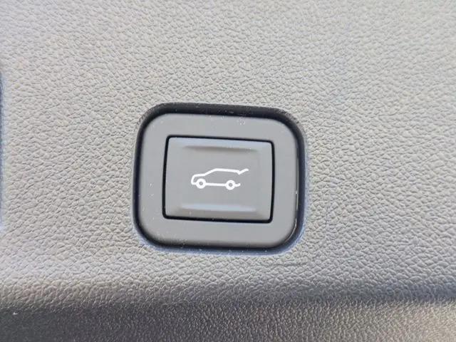 2026 Chevrolet Traverse FWD RS