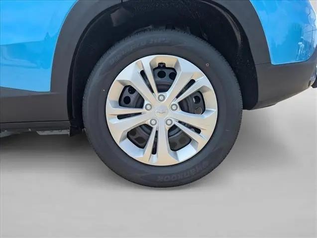 2026 Chevrolet Trax FWD LS